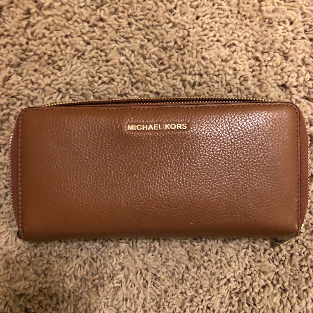 Michael Kors wallet